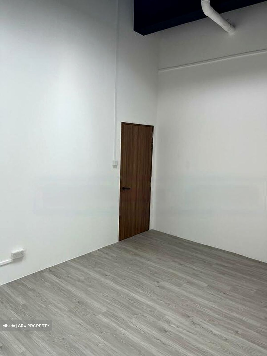 A'posh Bizhub (D27), Factory #455168791